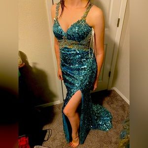Blue prom dress